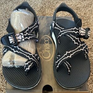 Chaco - Brand New hiker sandal size 6